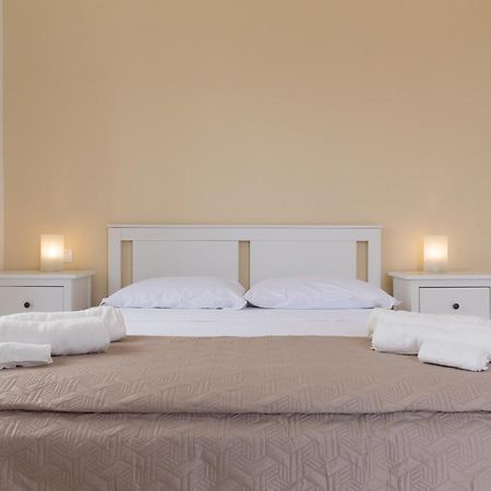 Al Corso Apartments Noto Exterior foto