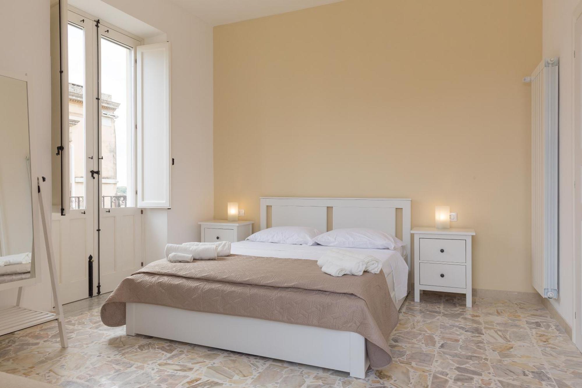 Al Corso Apartments Noto Exterior foto