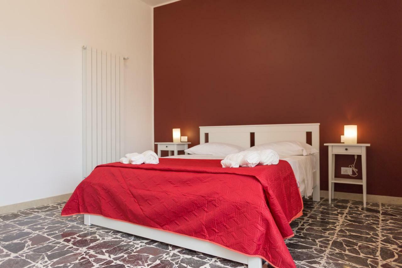 Al Corso Apartments Noto Exterior foto